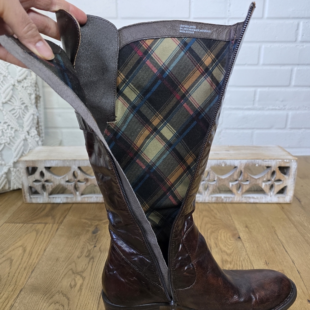 Born Cherry Brown Heeled Knee High Riding Boots Size 8 - Picture 13 of 14
